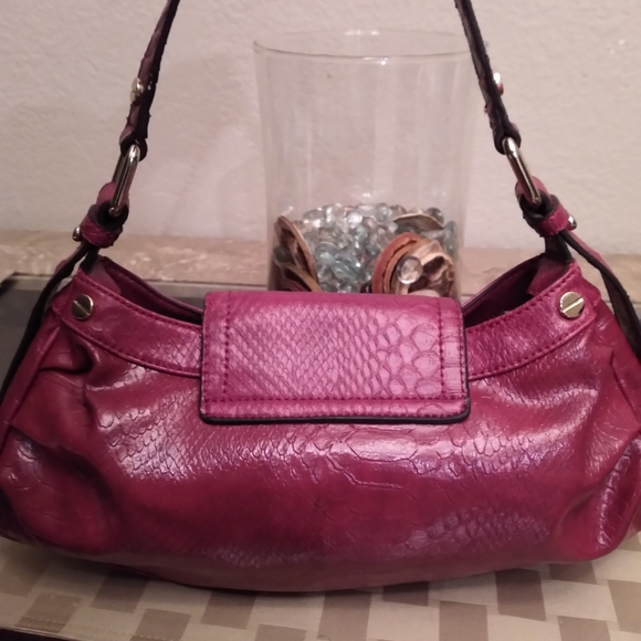 Purses - Picture 6 of 14